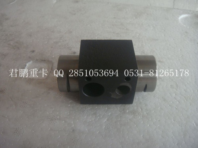 济南君鹏供应摇臂轴总成VG1246050006/VG1246050006