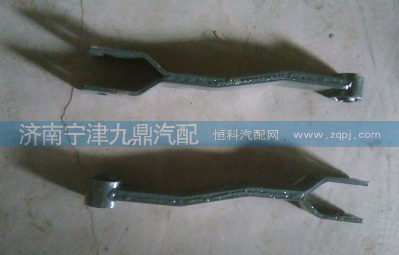 WG9925682103,A7稳定杆吊板,济南宁津九鼎重汽配件生产厂商