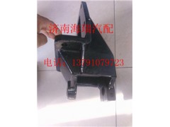 85029010010,前簧前支架,济南海瑞重型汽车经销中心