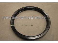 AZ9970520223,平衡轴油封,济南兴鸿重汽配件销售中心