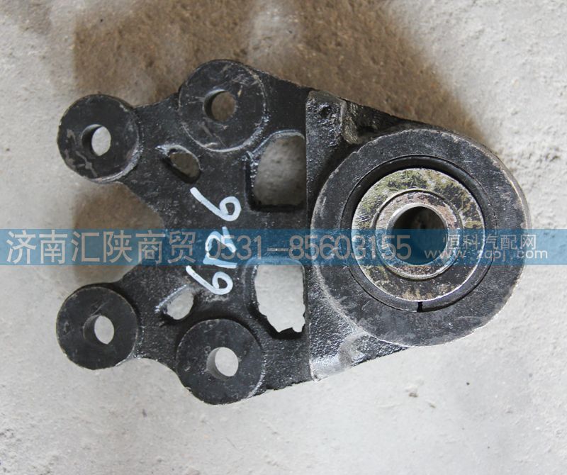 DZ95319526126,新M3000II簧后支架总成,济南汇陕商贸有限公司
