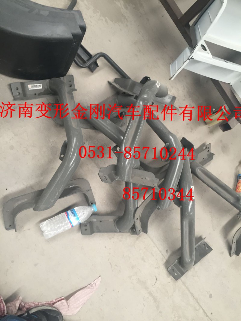 WG1664235007,T5G左前翼子板支架总成,济南变形金刚汽车配件有限公司