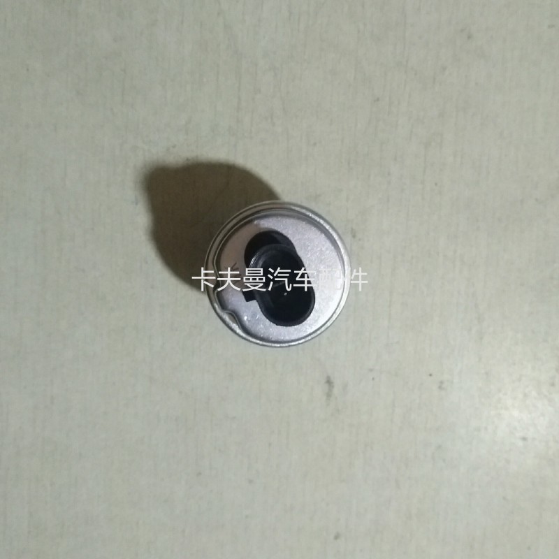 612600090667,机油压力温度传感器,郑州卡夫曼汽车配件销售有限公司