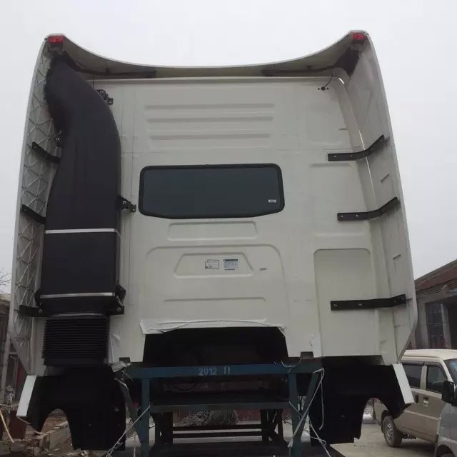 豪沃A7進氣道接口WG9925190003/WG9925190003