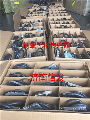 L6400-1205150A氮氧传感器/L6400-1205150A氮氧传感器