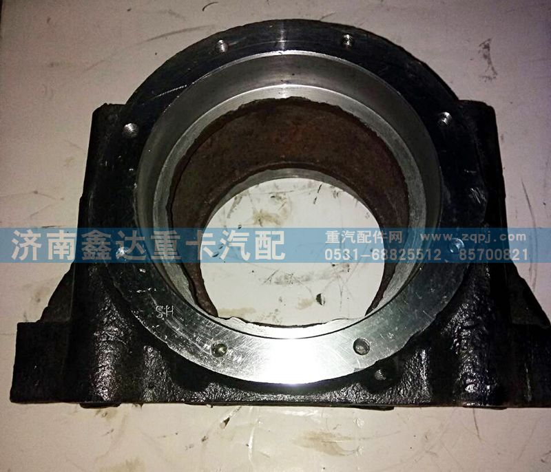 199114529935,平衡轴壳 (单卡),济南鑫达重卡汽车配件有限公司