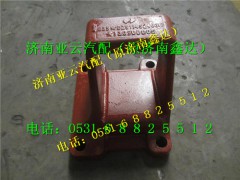 DZ9114524036,后簧右前支架,济南鑫达重卡汽车配件有限公司