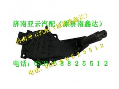 DZ9118521020,前簧左前支架总成,济南鑫达重卡汽车配件有限公司