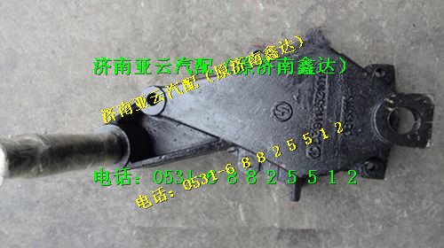 DZ9118521020,板簧支架,济南鑫达重卡汽车配件有限公司