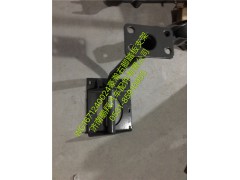 WG1671240024,豪瀚右脚踏板支架,济南鹏翔汽车配件有限公司