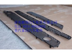 WG164240009,重汽豪沃A7保险杠装饰网,济南鹏翔汽车配件有限公司