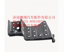 AZ1664430052,重汽豪沃A7款前悬右下支架,济南鹏翔汽车配件有限公司