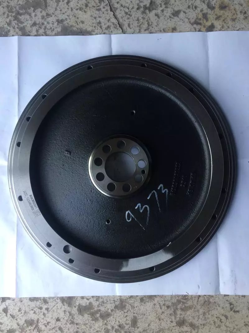 1000709373,飞轮,济南跃鼎汽车配件有限公司