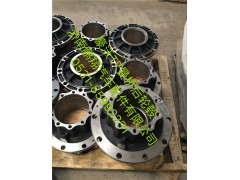 812W35701-0156,豪沃T7H 曼桥后轮毂,济南鹏翔汽车配件有限公司