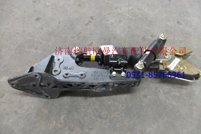 H4502B01011A0,驾驶室后悬置左GTL,济南恺航欧曼汽车配件有限公司