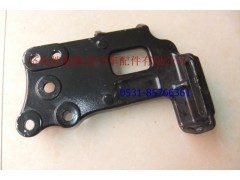 H1812050000A0,压缩机支架,济南恺航欧曼汽车配件有限公司