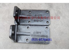 H1101050003A0,发动机后支架左,济南恺航欧曼汽车配件有限公司