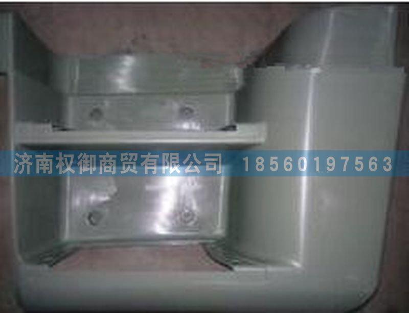 AZ1651240025,重汽豪瀚左下脚踏板总成,济南权御进出口有限公司