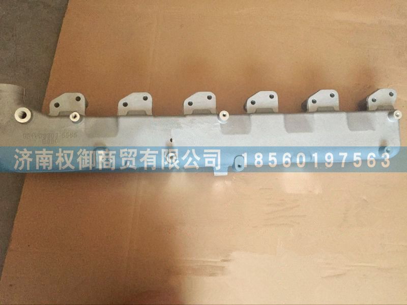 重汽曼发动机MC11出水管081V06303-5565图1