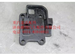 AZ9725520294,重汽豪沃08款推力杆后左支架,济南鹏翔汽车配件有限公司