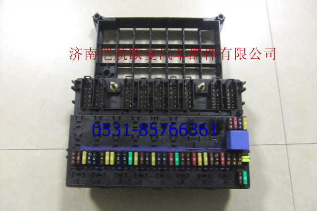 H4374050008A0,中央配电盒GTL,济南恺航欧曼汽车配件有限公司