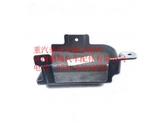 WG1642111023,重汽豪沃车门左上铰链盖红,济南鹏翔汽车配件有限公司