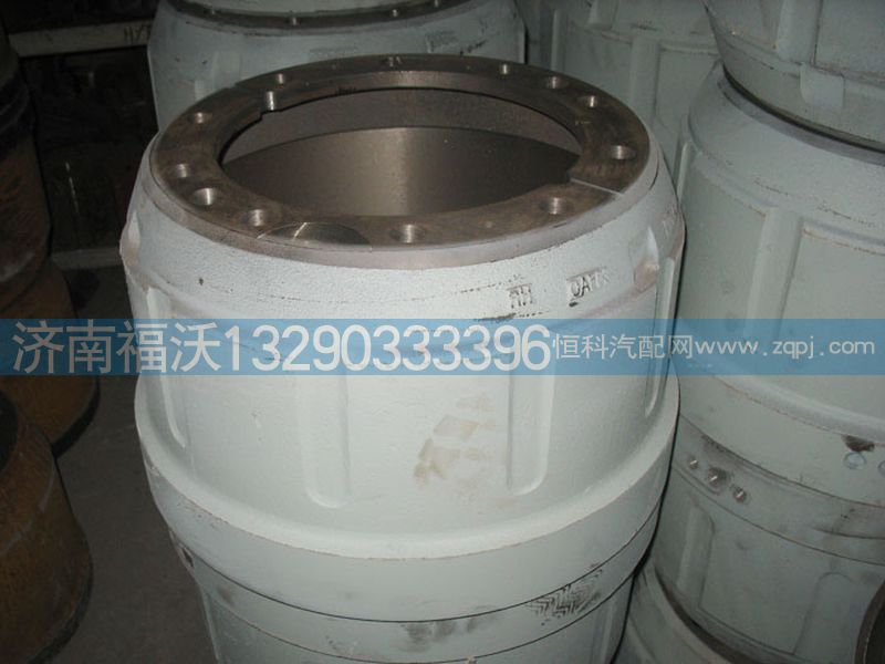 重汽斯太尔王后制动鼓AZ9112340006图1