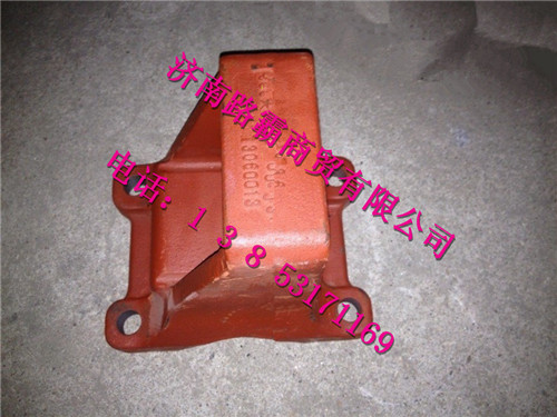 DZ9114524005,后板簧左前支架,济南汇德卡汽车零部件有限公司