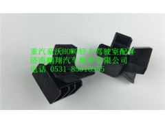 LG1611930006,重汽豪沃HOWO轻卡大灯包角卡扣,济南鹏翔汽车配件有限公司