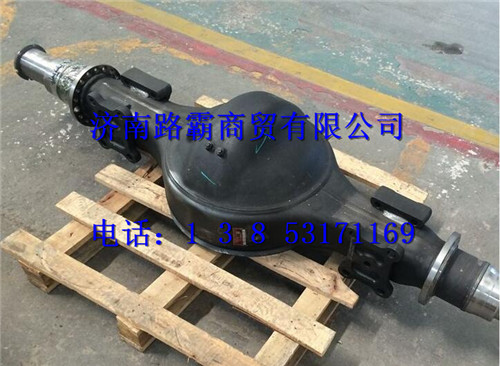 712354015803,后桥桥壳总成,济南汇德卡汽车零部件有限公司