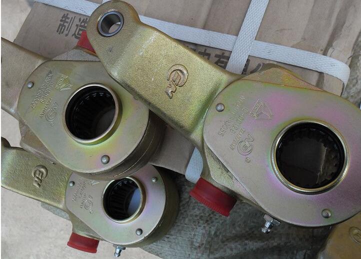 199000340056,曼桥左后自动调整臂,济南汇德卡汽车零部件有限公司