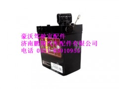 wg9725821001-0,液压手动油泵（四开门左置车）豪沃,济南鹏翔汽车配件有限公司