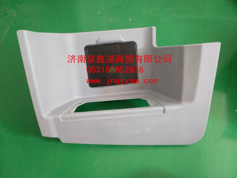 左侧一级踏步总成图1