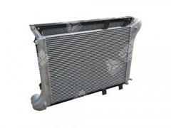 wg9719530281-0,HOWO大马力中冷器总成,济南鹏翔汽车配件有限公司