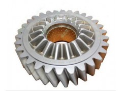 81.35610.0031.,过桥箱主动齿轮,济南汇德卡汽车零部件有限公司