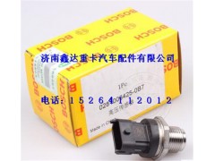 0281006425,博世轨压传感器,济南鑫达重卡汽车配件有限公司