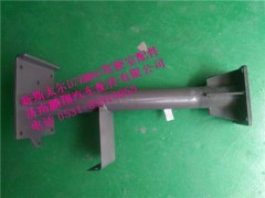 WG9325930240,新斯太尔右踏板支架总成,济南鹏翔汽车配件有限公司