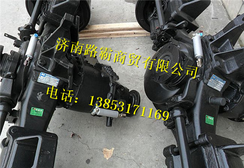 2501ZHS07-010,中桥壳总成,济南汇德卡汽车零部件有限公司