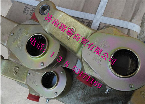 199000340056,曼桥左后自动调整臂,济南汇德卡汽车零部件有限公司