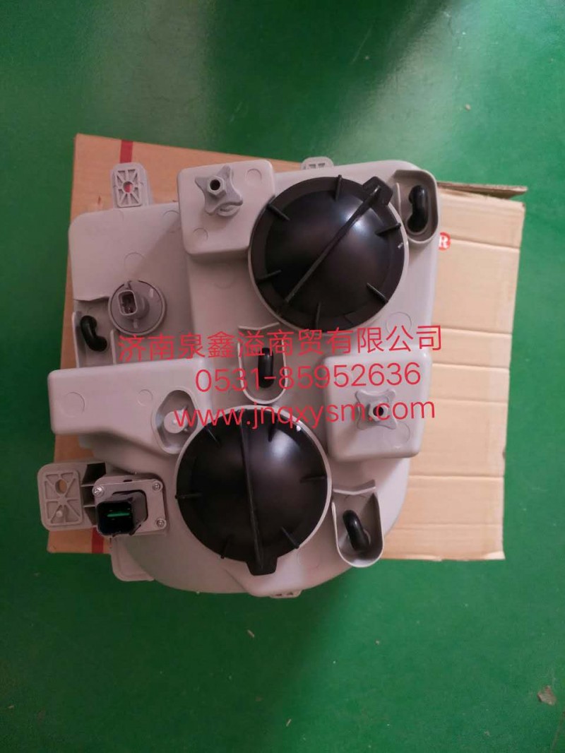 3732020-C1100,天锦一代右前组合大灯,济南泉鑫溢商贸有限公司