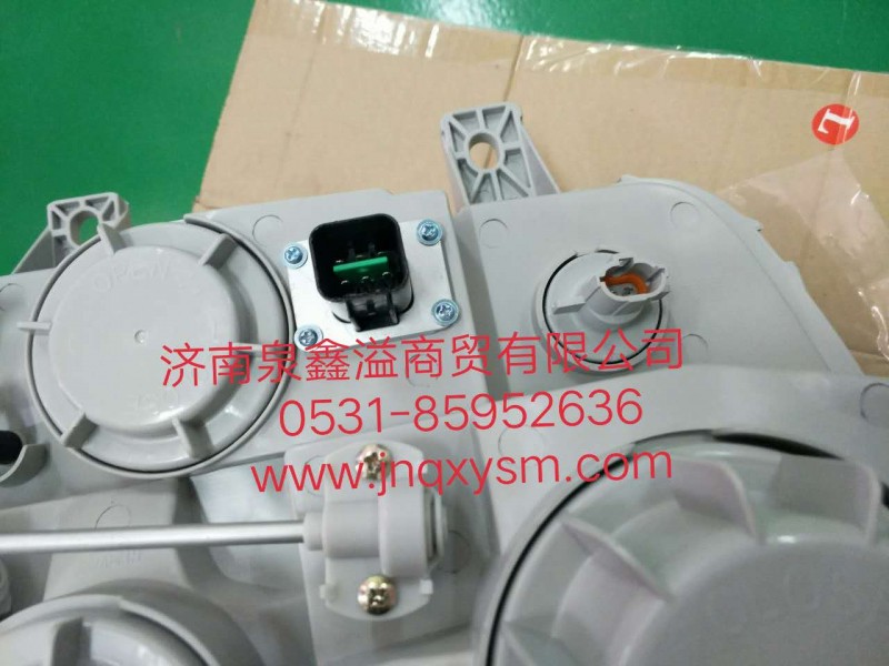1512336400001,奇兵左前组合大灯,济南泉鑫溢商贸有限公司