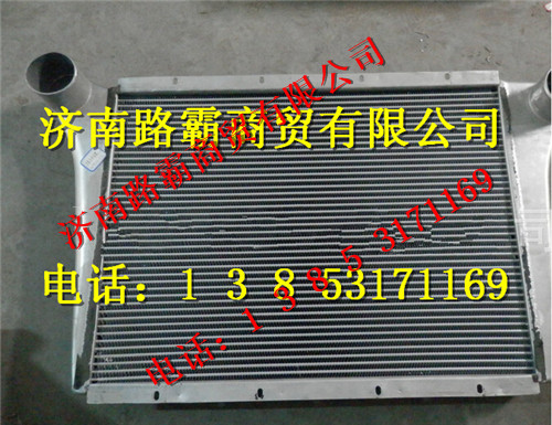 9112530272.jpg,重工增压中冷器,济南汇德卡汽车零部件有限公司
