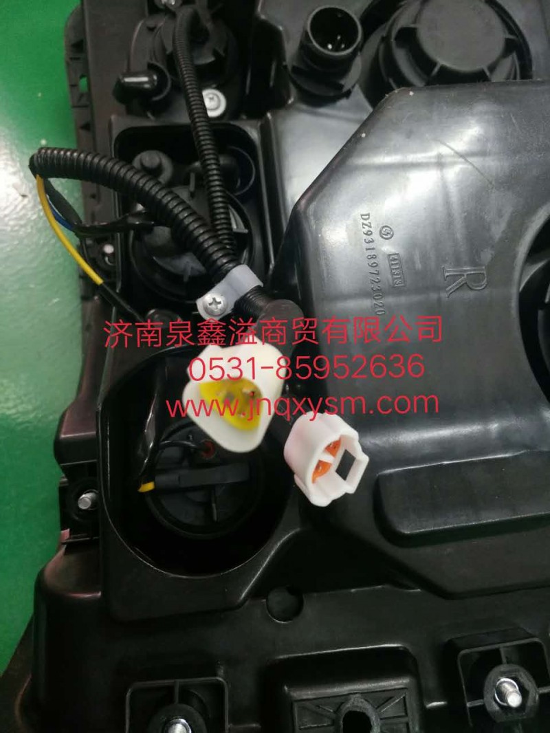 DZ93189723020,F3000右前组合大灯,济南泉鑫溢商贸有限公司
