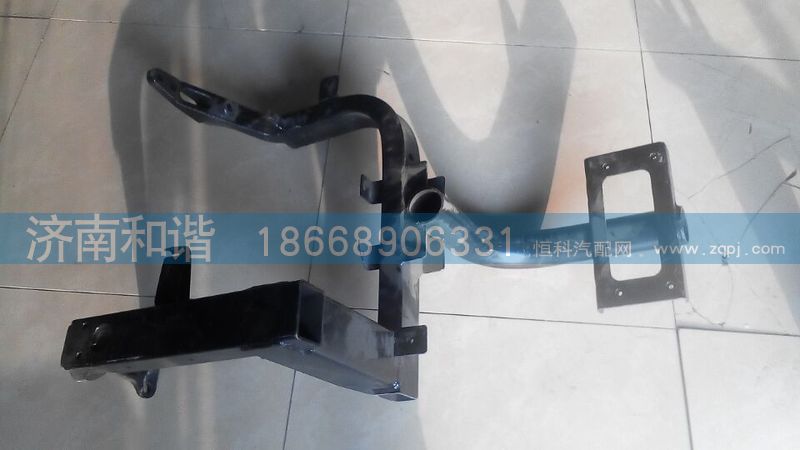 DZ14251240200,陕汽德龙X3000一级踏板支架焊接总成（右）,,济南和谐汽车配件有限公司