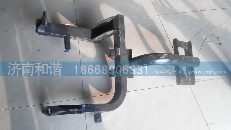 DZ14251240220,陕汽德龙X3000一级踏板支架焊接总成（右）,,济南和谐汽车配件有限公司