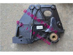 DZ9114526272.jpg,F3000前簧后支架,济南汇德卡汽车零部件有限公司