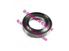 WG9231340317.jpg,AC16桥后轮隔圈,济南汇德卡汽车零部件有限公司