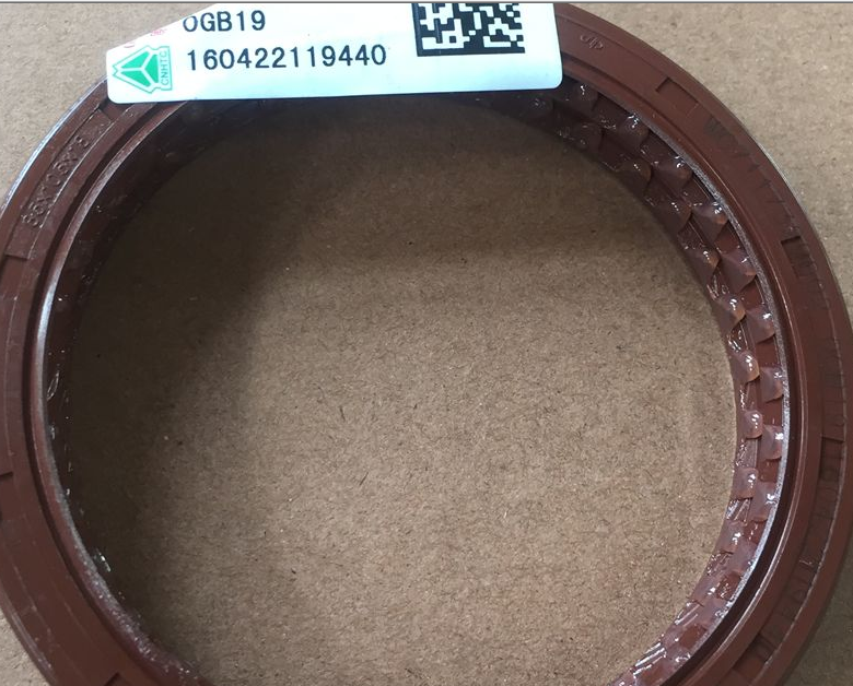 WG7117329002,油封,济南信达重汽配件有限公司