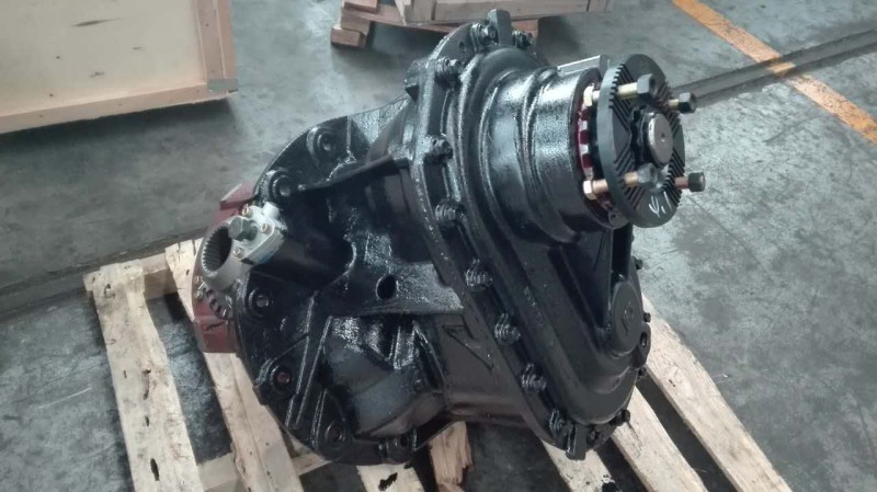 QT469S54-2502000,中桥减速器总成,济南汇德卡汽车零部件有限公司