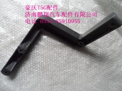 810W46113-0113-1.,豪沃T5G转向管柱前部遮挡帘1,济南鹏翔汽车配件有限公司